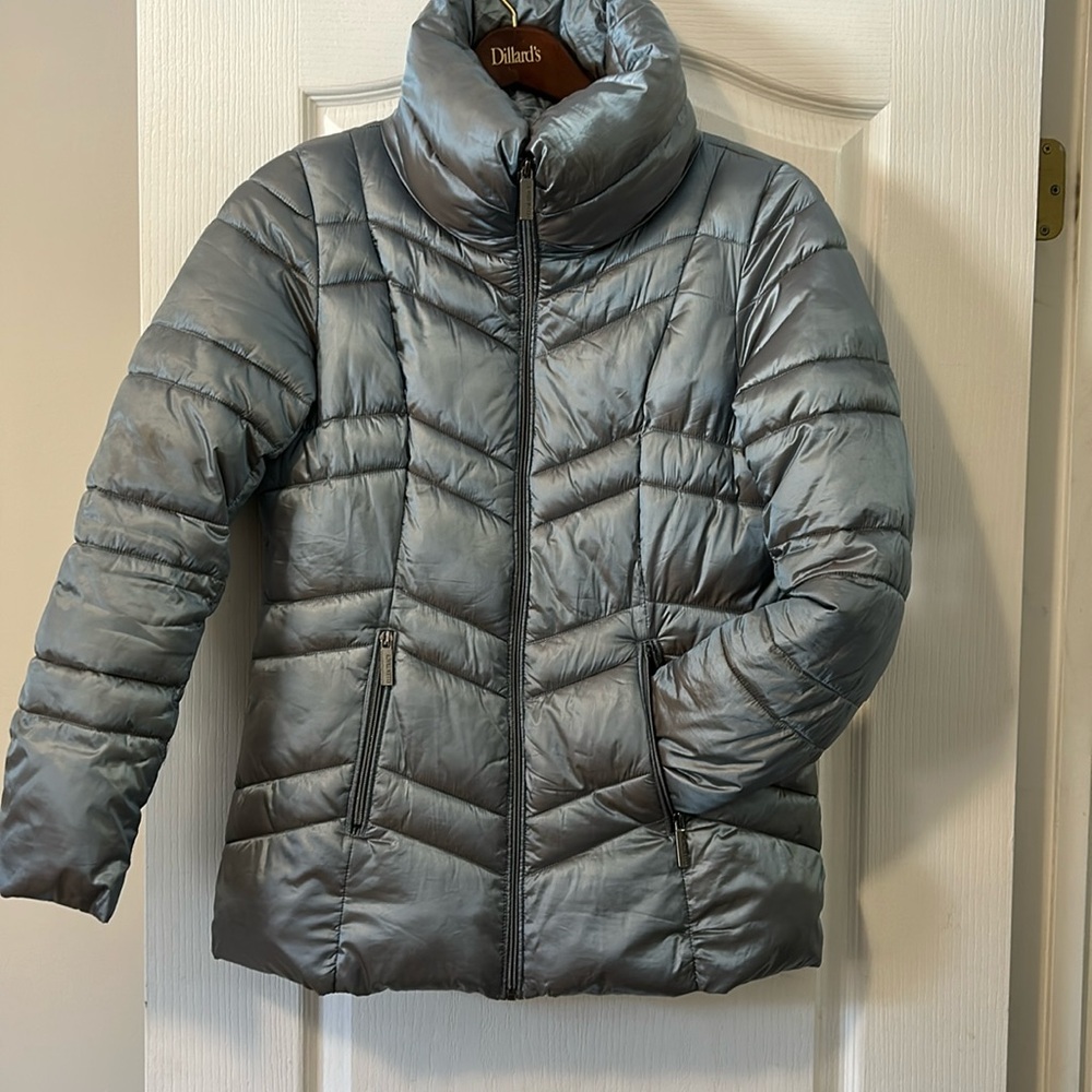Ellen Tracy metallic blue puff jacket size medium